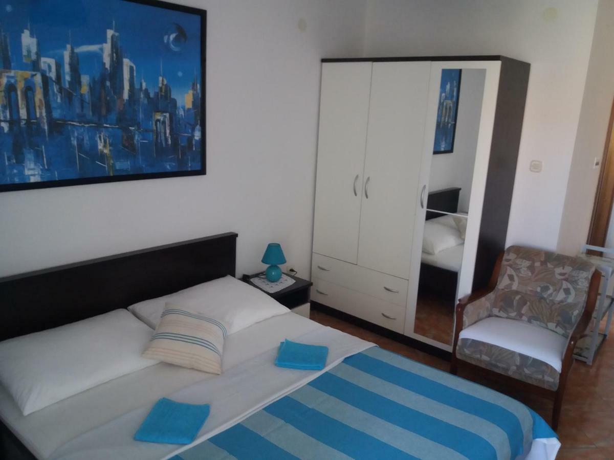 Apartments Erceg Omis Ngoại thất bức ảnh
