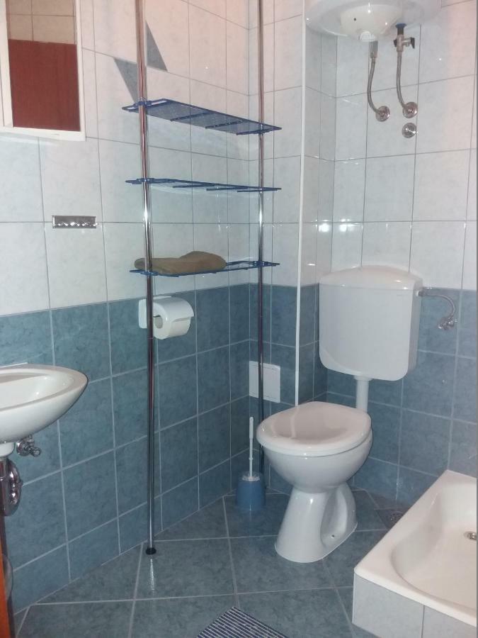 Apartments Erceg Omis Ngoại thất bức ảnh